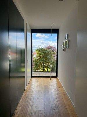 Hauseingang Flur Erdgeschoss.jpg