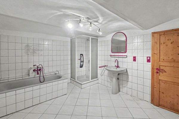 11. Badezimmer. KG