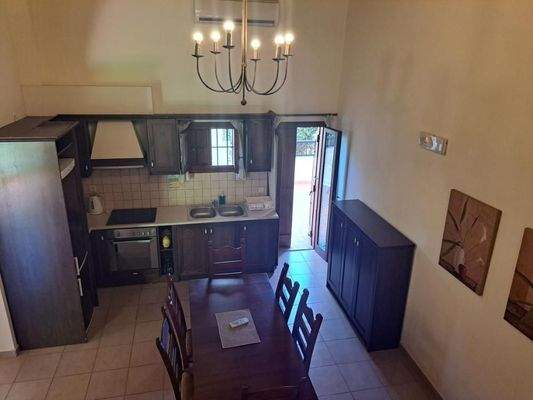 Kreta, Douliana: Elegante Maisonette mit atemberaubendem Bergblick zu verkaufen