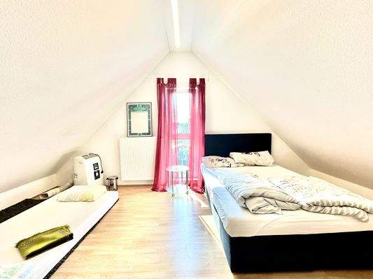 Zusätzlicher Raum auf dem Spitzboden