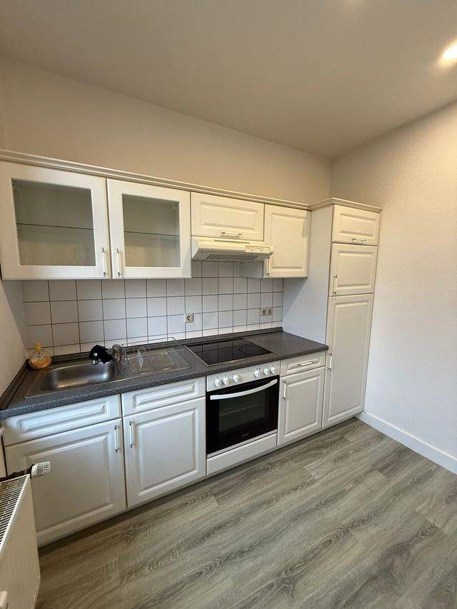 Helle 2 Raum Wohnung mit Einbauküche in Zwickau ab sofort zu vermieten - Photo 2
