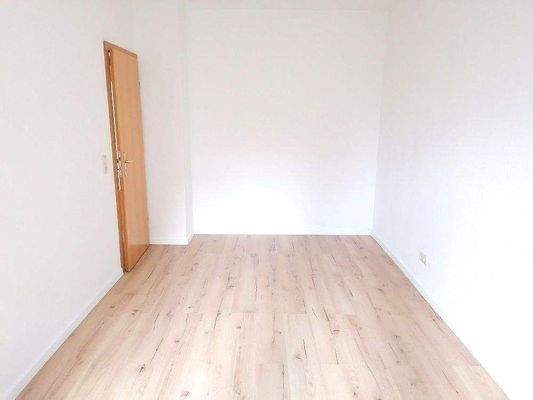 Schlafzimmer mit Laminat