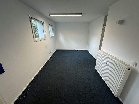 20251218_112352331_iOS