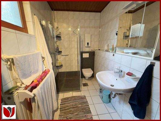 Duschbad mit Fenster