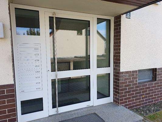 neue Eingangstüre