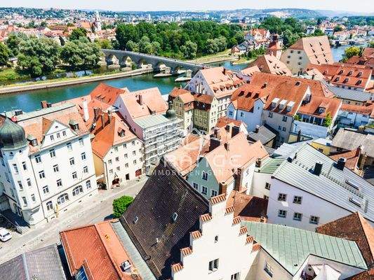Bilck Richtung Donau & Steinerne Brücke 1