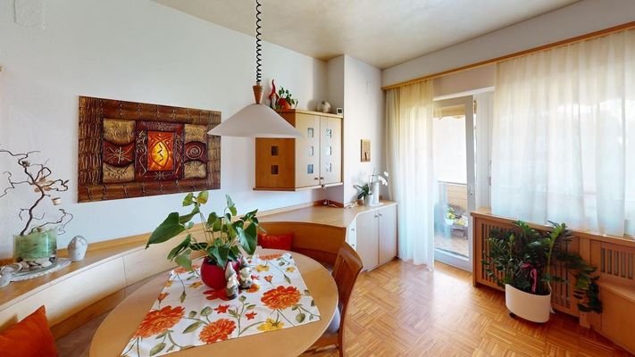 Leifers-Laives-4-Zimmer-Wohnung-quadrilocale-Leifers-Zentrum-Laives-Centro-mit-Garten-con-giardino-zwei-Stöcke-due-piani-Balkon-balcone-Bozen-Umgebung-bolzano-verkaufen-vendesi