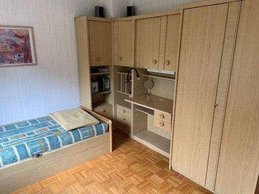 Kinderzimmer 2 Bild 2  OG