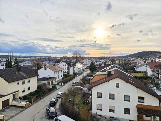 Weitblick Richtung Westen über die freundliche Siedlung