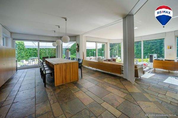 RE:MAXImmobilienDeLuxSaarlouisPicardWohnbereich Essbereich 1