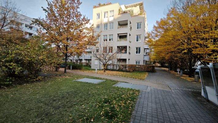 Am Rand der Wohnanlage