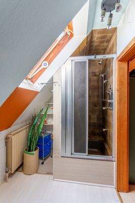 Duschbad Gästewohnung im DG