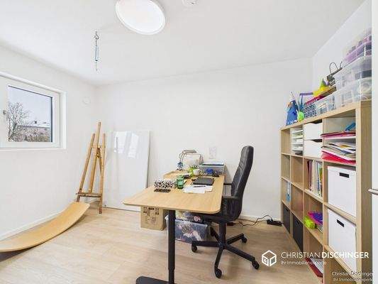 Büro / Gäste / Schlafzimmer