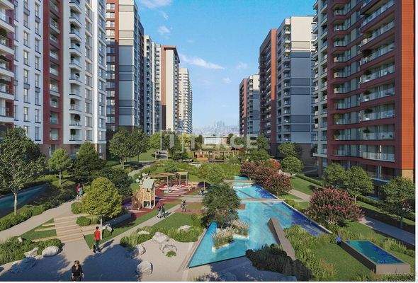 Apartments in Complex with Rich Landscaped Garden in İstanbul