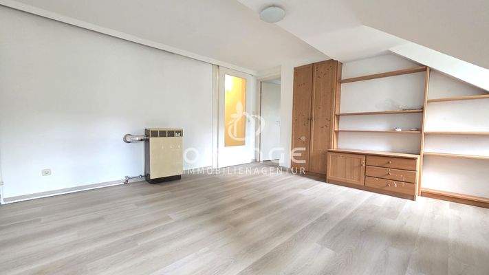 64 Whg. 7 Wohnzimmer