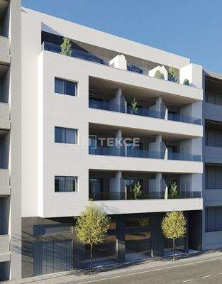 Apartments with Rooftop Pool in Torrevieja City Center