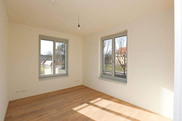 Arbeits- oder Kinderzimmer