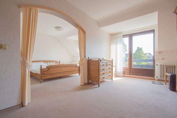 Das Ankleidezimmer im OG