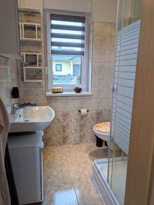 EG Gäste WC mit Dusche