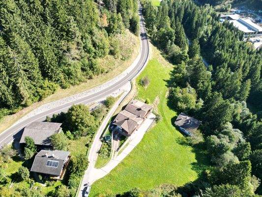 Ulten – Tourismus, Bauen und Gastronomie vereinen sich hier mit einzigartigen Chancen für neue Ideen und ein attraktives Baugrundstück – Ultimo, turismo, costruzioni e gastronomia si incontrano qui con opportunità uniche per nuove idee e un terreno edific