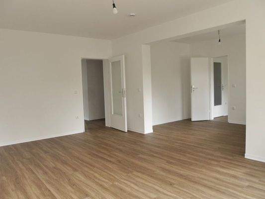 1 Wohnzimmer & Esszimmer