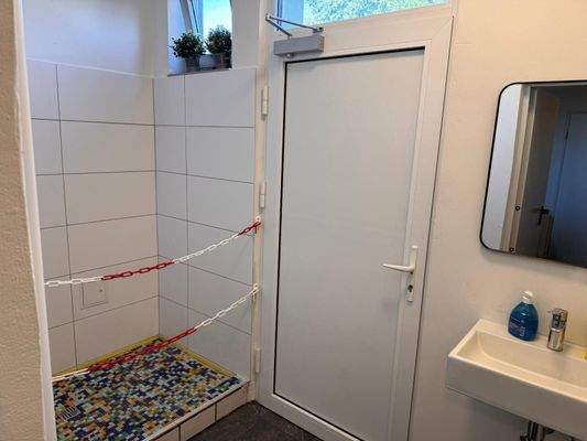 Werkstattgebäude Dusch-Bad.jpg