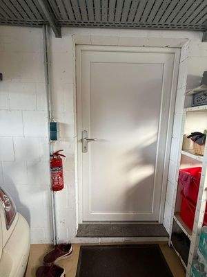 Tür zum Hauswirtschaftsraum