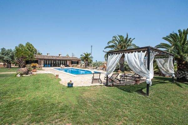 Bezaubernde Finca zum Verkauf nahe Sa Ràpita auf Mallorca