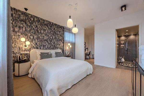 Schlafzimmer mit Bad Ensuite