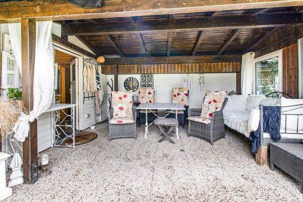 Überdachte Terrasse