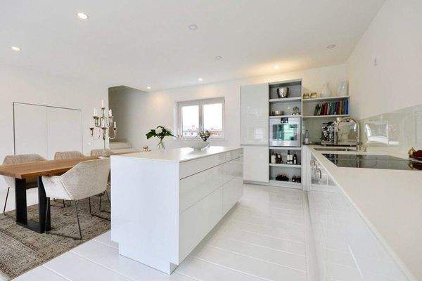 Wohn-/Ess-/Küchenbereich