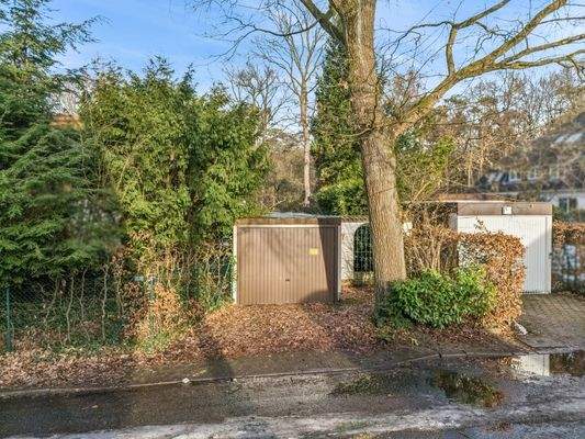 Grundstück mit Altbestand