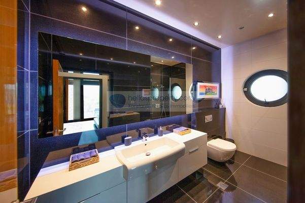 img_8da33ec3-9a52-423a-ad42-e3654c960255