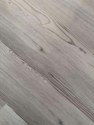 Vinyl Bodenbelag 2024 neu