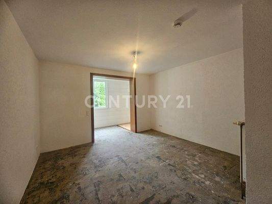 Großzügiger Arbeitsraum mit Niesche