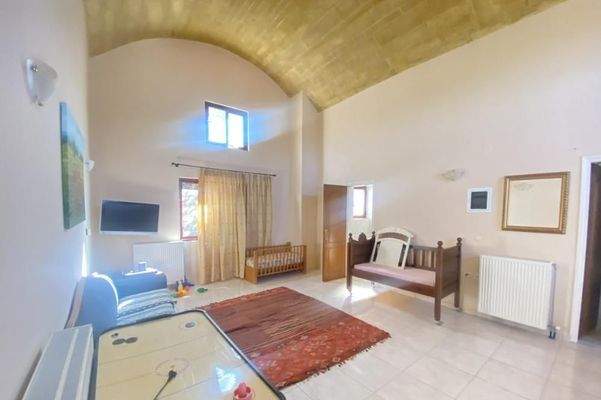 Schöne Villa mit einem separaten zweiten Haus zum Verkauf in Gavalochori