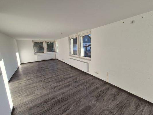 EG: Wohnen und Essen