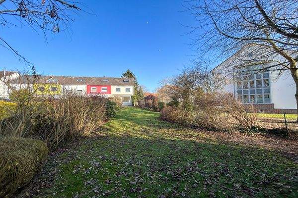 Hausansicht vom Garten