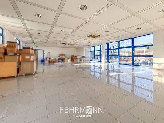 Konferenzraum / Großraumbüro