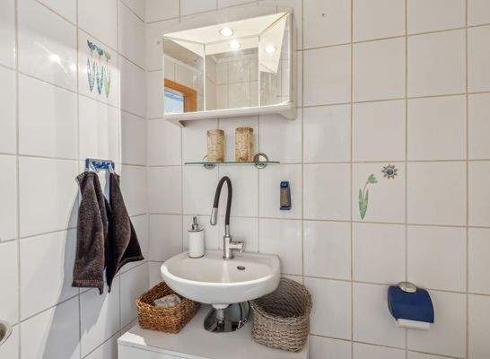 Badezimmer Ansicht I