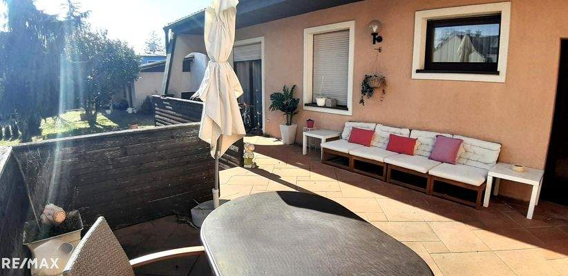 Terr. u. separater Wohneinheit