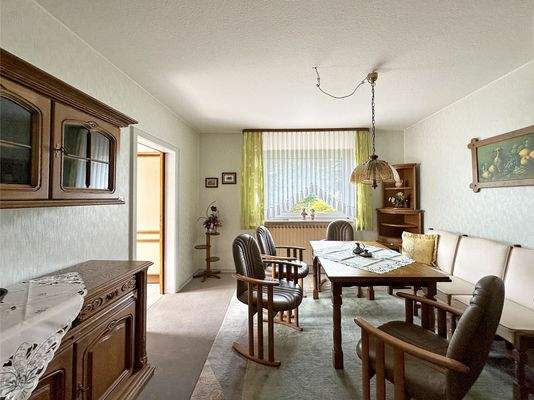 Haus Nr. 14 - Blick in das Esszimmer im Erdgeschoss