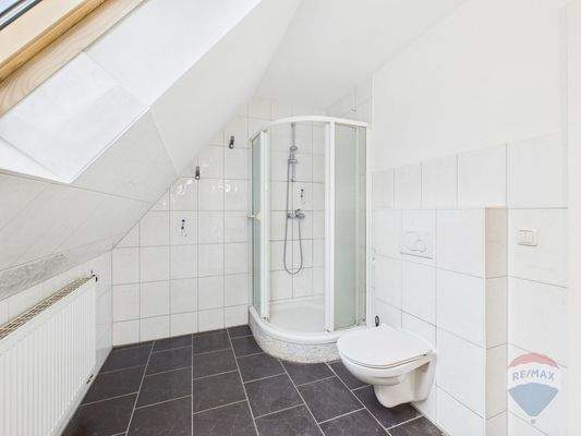 Badezimmer im Obergeschoss