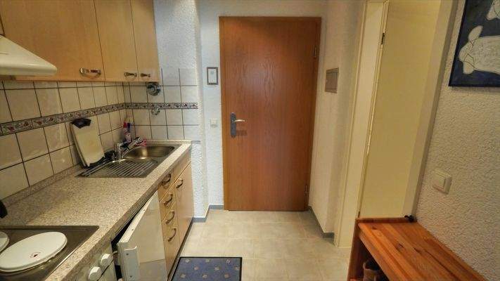 Eingang, Küche und Diele