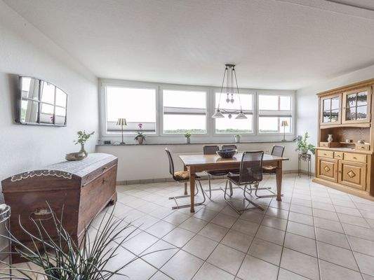 Blick in das Esszimmer