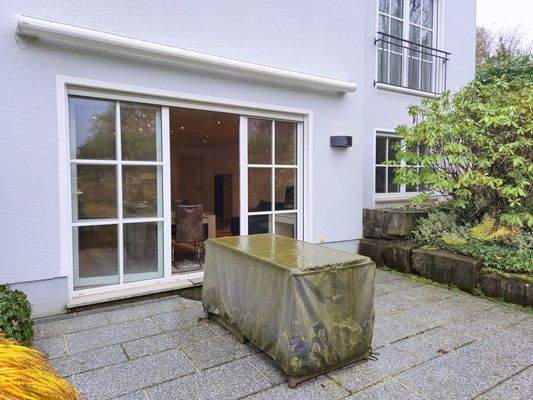 Terrasse mit Markise