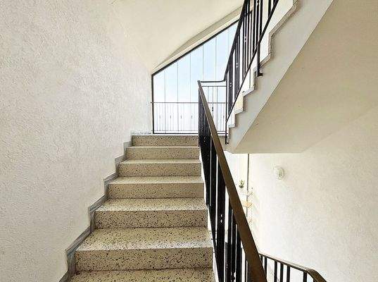 Blick ins Treppenhaus