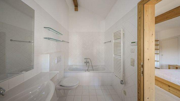 KITZIMMO-Dachgeschosswohnung in Toplage am Sonnberg kaufen - Immobilien Kitzbühel.