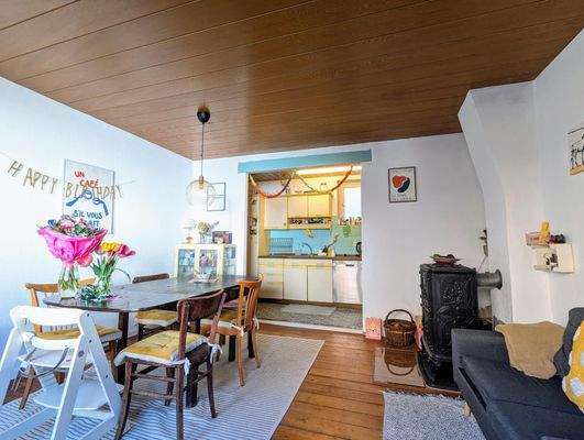 Esszimmer mit Küche