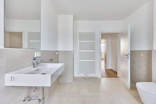 Tageslichtbad mit Handtuchheiz